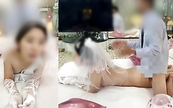 和 Passionate Night Diva's Intense Encounter with a Hung