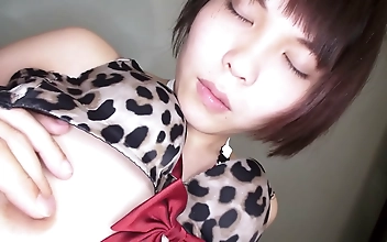 和 Asami Ogawa Seduces in Sexy Costume Before Hardcore